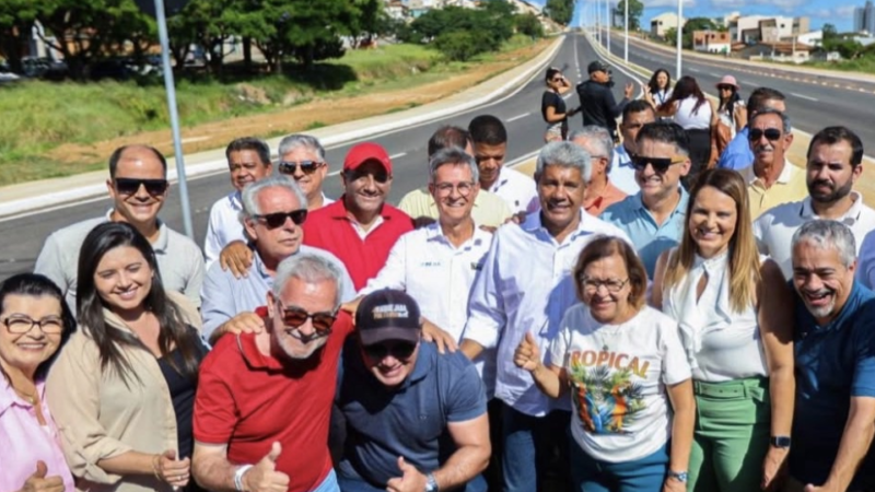 Ao lado de Sheila, Jerônimo inaugura duplicação da Presidente Vargas após 2 anos e meio de atraso